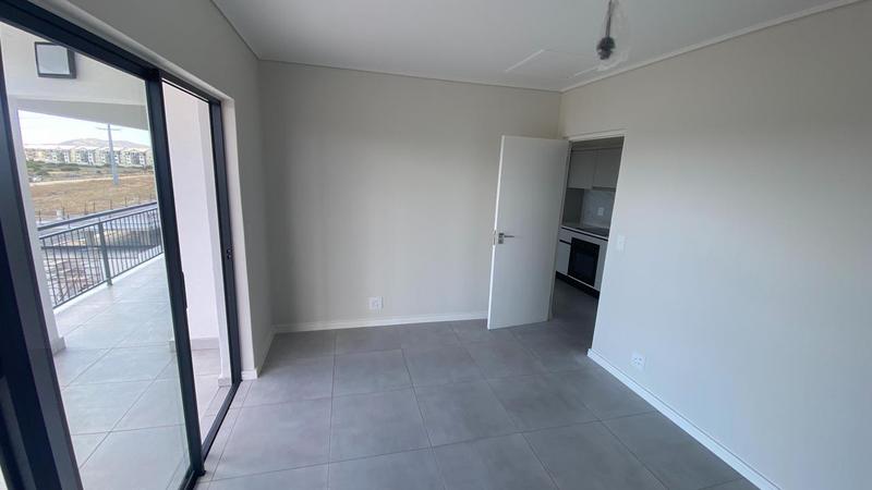 To Let 1 Bedroom Property for Rent in Sandown Western Cape